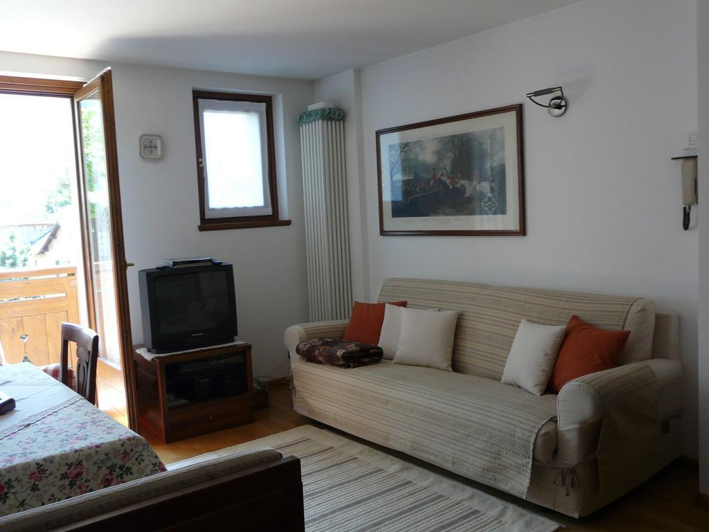 Villa Fiordaliso Bormio Rum bild