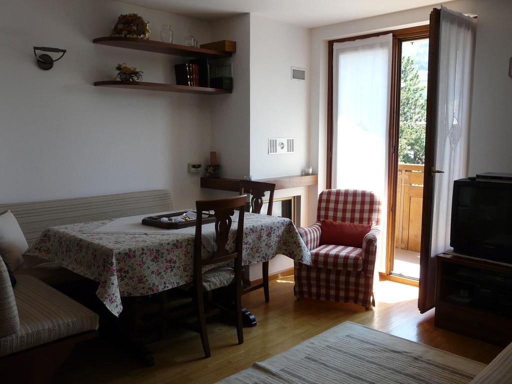 Villa Fiordaliso Bormio Rum bild